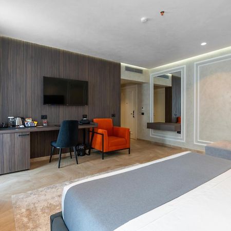 Hotel Plaza Berat Exterior foto